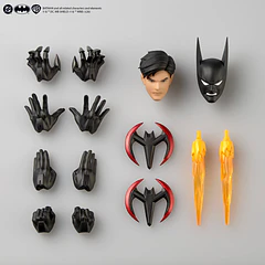 [Preventa Abierta] Batman Beyond Amazing Yamaguchi Revoltech NR128 Batman Action Figure 4