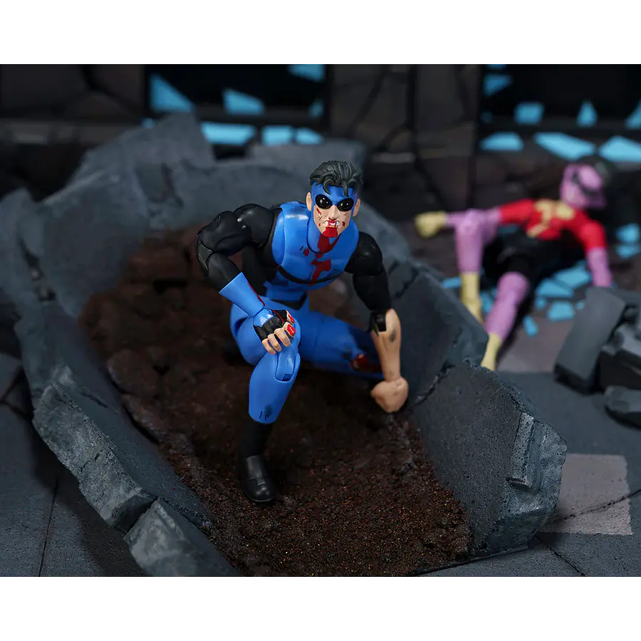 [Preventa Abierta] INVINCIBLE 1/12 SCALE ACTION FIGURE BATTLE DAMAGED DELUXE EXCLUSIVE  6