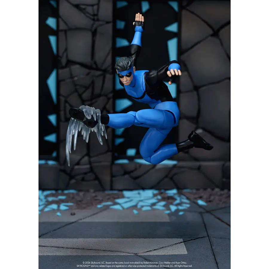 [Preventa 2 Abierta] Amazon Original Invincible: Invincible 1:12 Scale Action Figure (Wave 1) 5