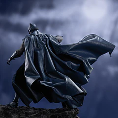 GONG Studio DC Batman Hush Collectible Action Figure 3