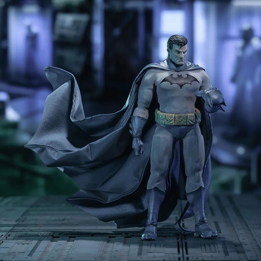 GONG Studio DC Batman Hush Collectible Action Figure 4