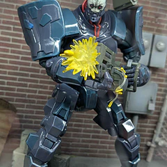 [Preventa 1 Abierta] Cyberpunk: Edgerunners Adam Smasher 1:12 Scale Action Figure (Wave 3) 1