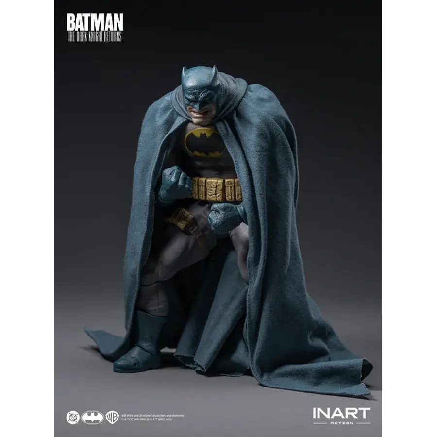 [Preventa Abierta] Batman: The Dark Knight Returns - Batman (Blue Suit) Action Figure 5