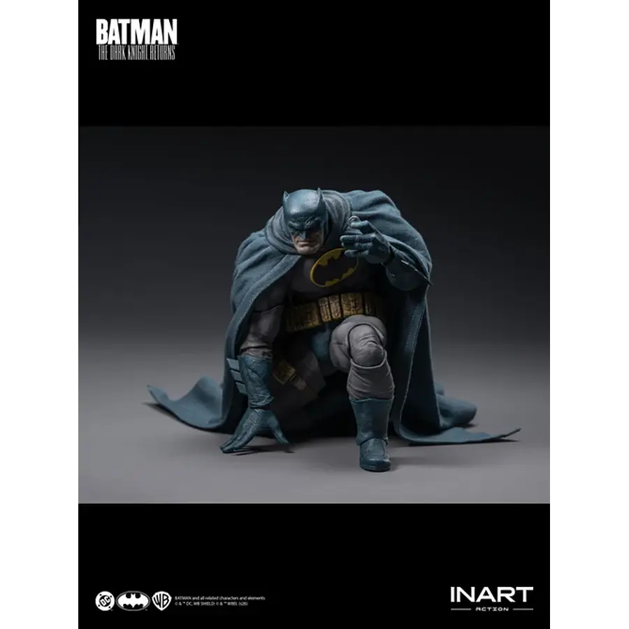 [Preventa Abierta] Batman: The Dark Knight Returns - Batman (Blue Suit) Action Figure 14