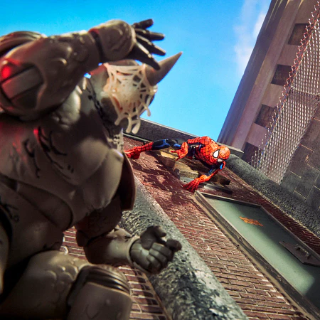 [Preventa Abierta] MARVEL LEGENDS SERIES SPIDER-MAN VS. MARVEL’S RHINO, YOUR FRIENDLY NEIGHBORHOOD SPIDER-MAN (Exclusive)