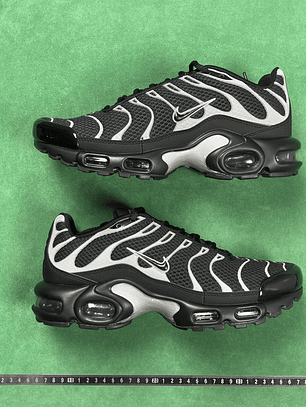 TN  Premium Black Reflective Silver