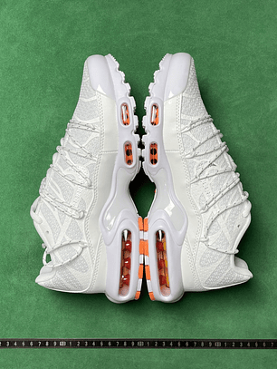 TN White & Safety Orange