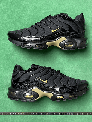 TN Black & Metallic Gold