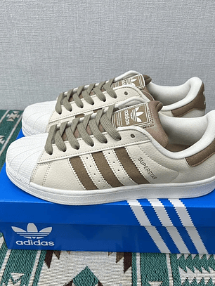 Superstar Off-White And Light Brown