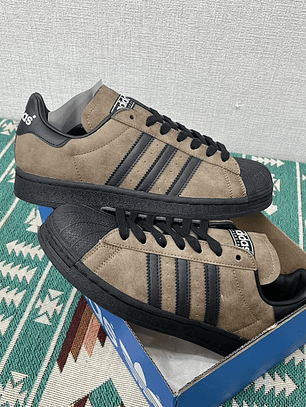 Superstar Brown And Black