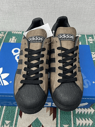 Superstar Brown And Black