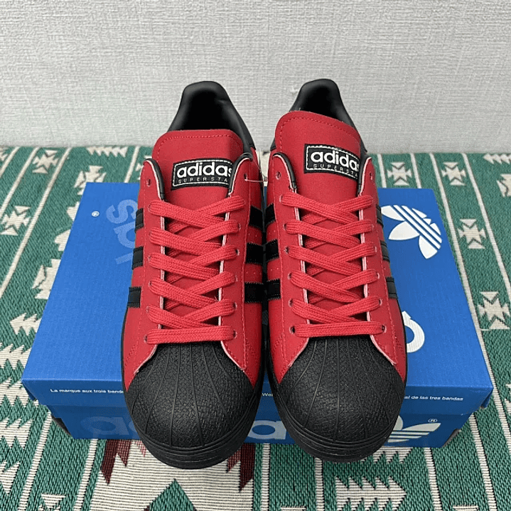 Superstar Red 4