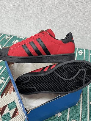 Superstar Red