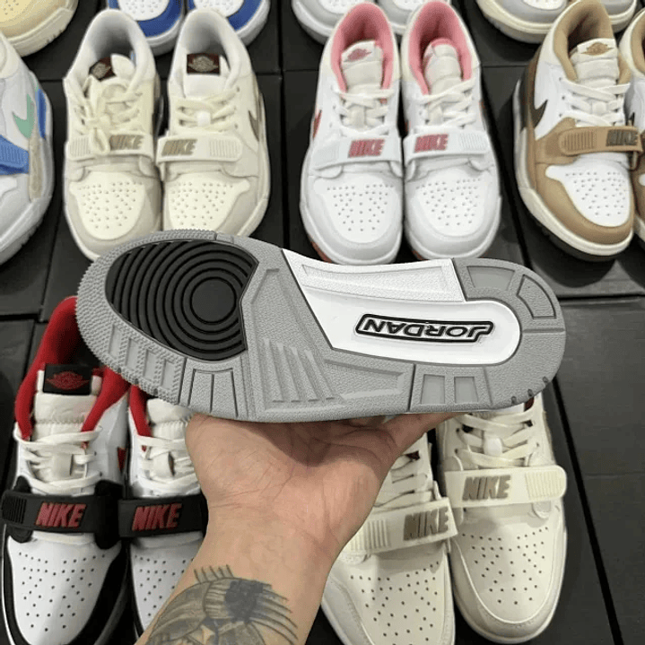 Legacy 312 Low     4