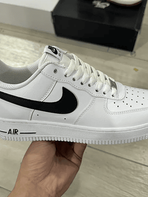 AF1 WHITE/BLACK