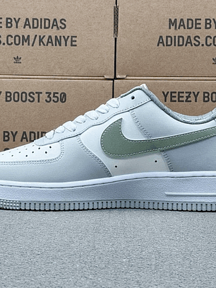 AF1