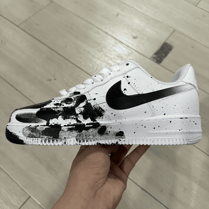 AF1  2