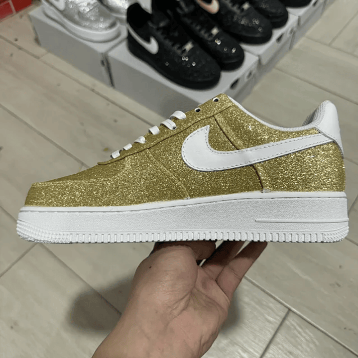 AF1     2