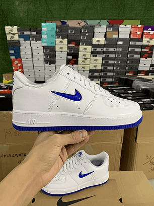 AF1  