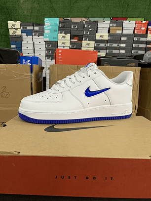 AF1  
