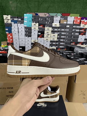 AF1  