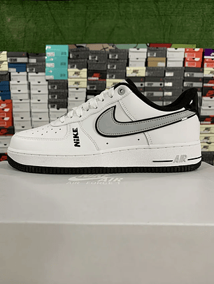 AF1  