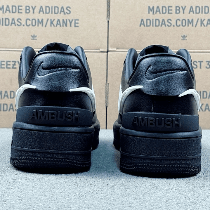 AF1 Low x AMBUSH Black 6