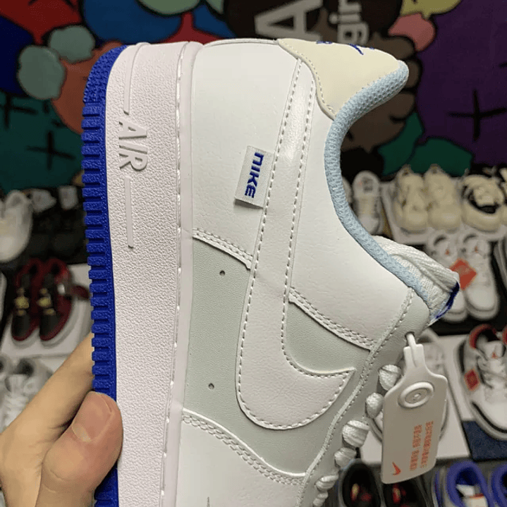 AF1    5