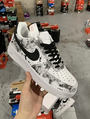 AF1  