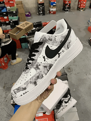 AF1  