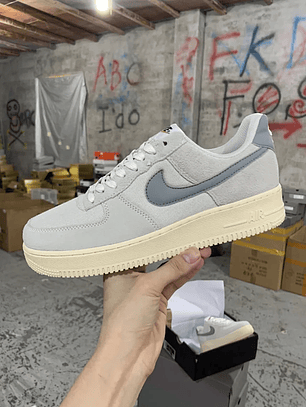 AF1 