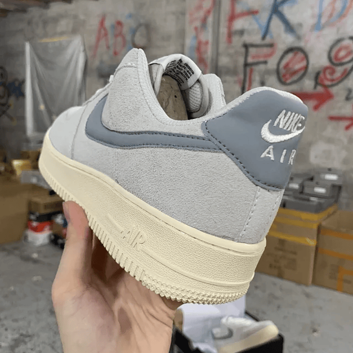 AF1  3