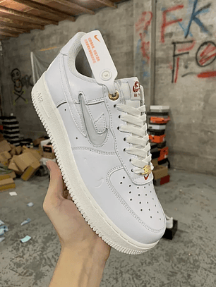 AF1  