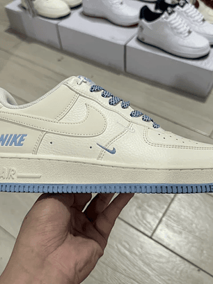 AF1