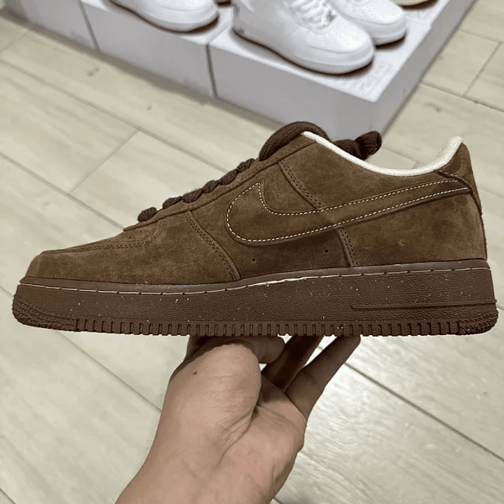 AF1     2