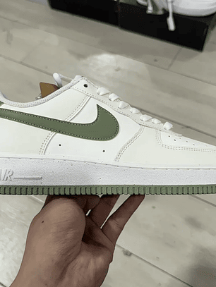 AF1   