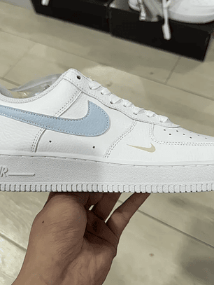 AF1 