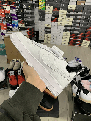 AF1    