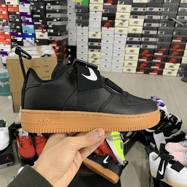 AF1    1