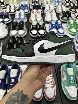 Air Jordan 1 Low      