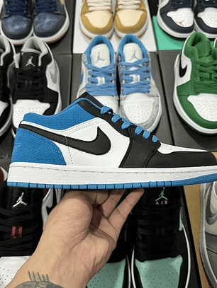 Air Jordan 1 Low 