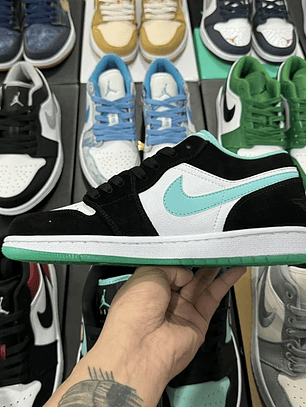 Air Jordan 1 Low   