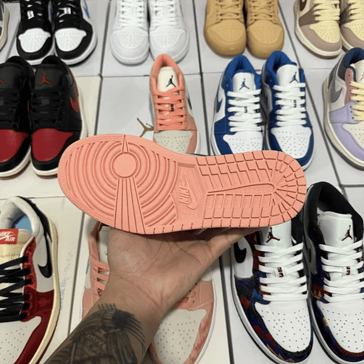 AJ1 Low Light Madder Root 6