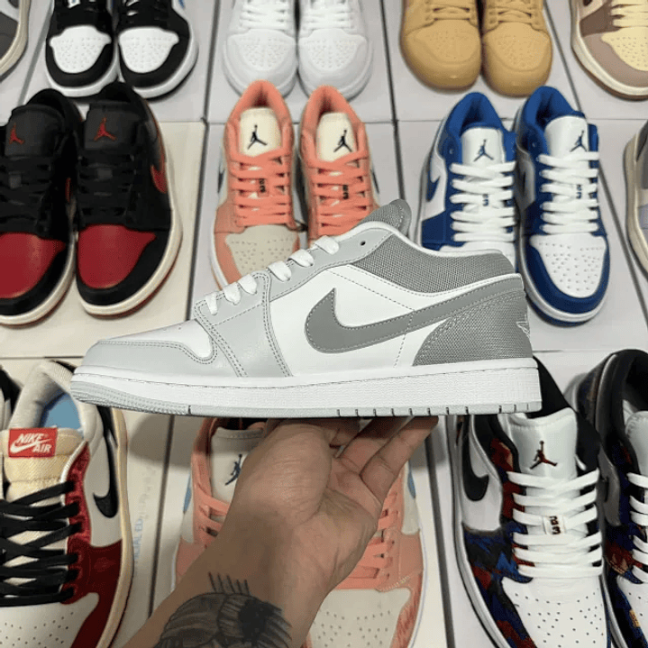 AJ1 Low Vintage Stealth Grey 2