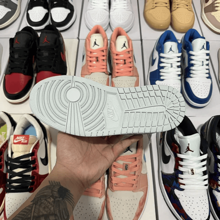 AJ1 Low Vintage Stealth Grey 6