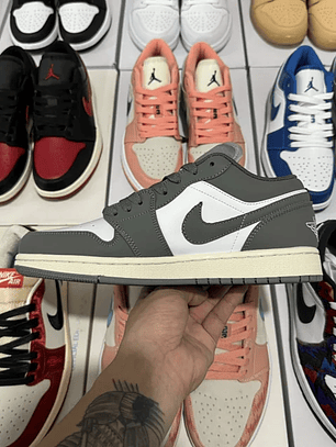 AJ1 Vintage Stealth Grey