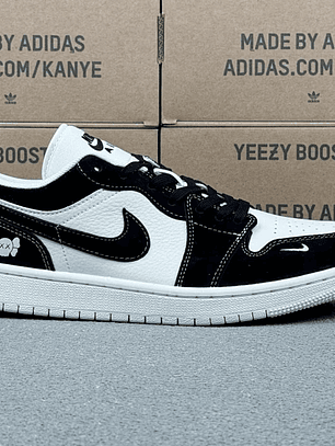 AJ1 Low x KAWS x Air Jordan 1 Low Sample