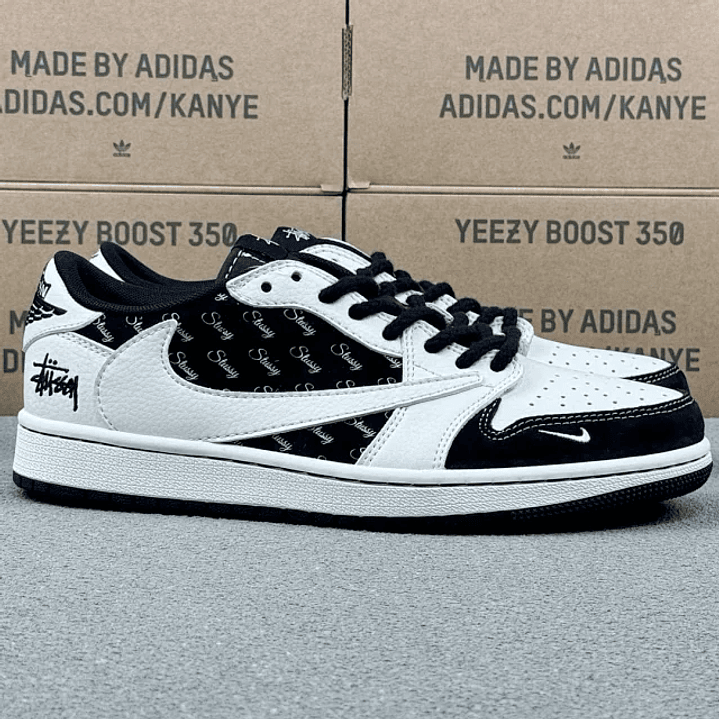 AJ1 Low x Travis Scott x Fragment Design 6