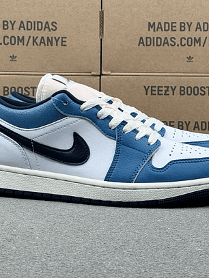 AJ1 Low White/University Blue/Black