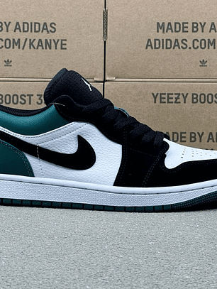 AJ1 Low Mystic Green